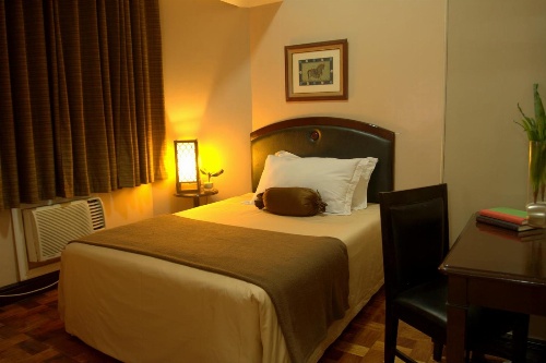 Prince Plaza Ii Condotel image 2